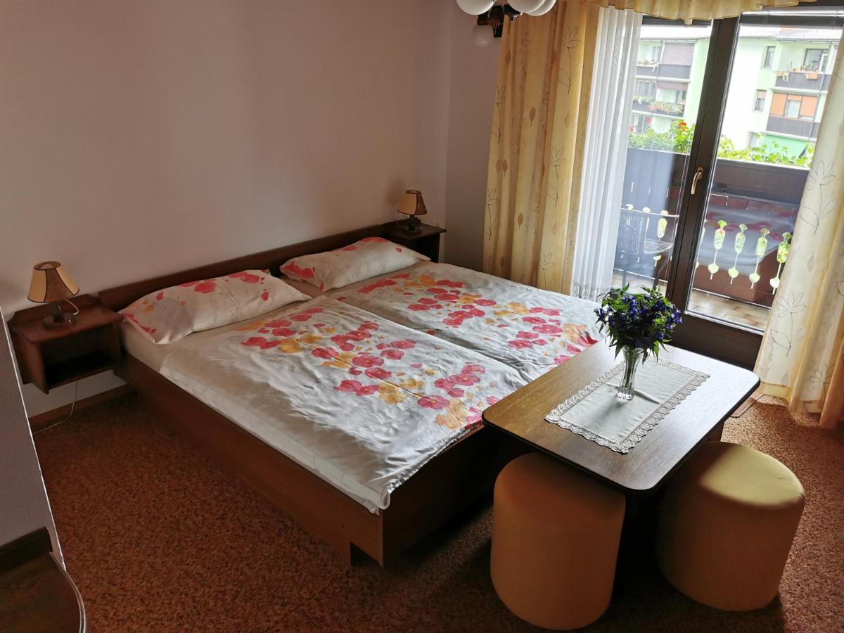 Apartment Zvab Бохин Екстериор снимка