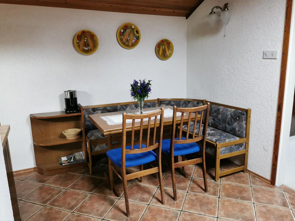 Apartment Zvab Бохин Екстериор снимка
